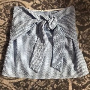 Boutique Plaid Blue skirt with bow in the front